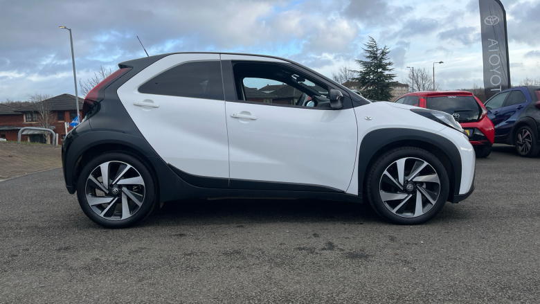 Toyota Aygo X 1.0 VVT-i Edge 5dr Petrol Hatchback